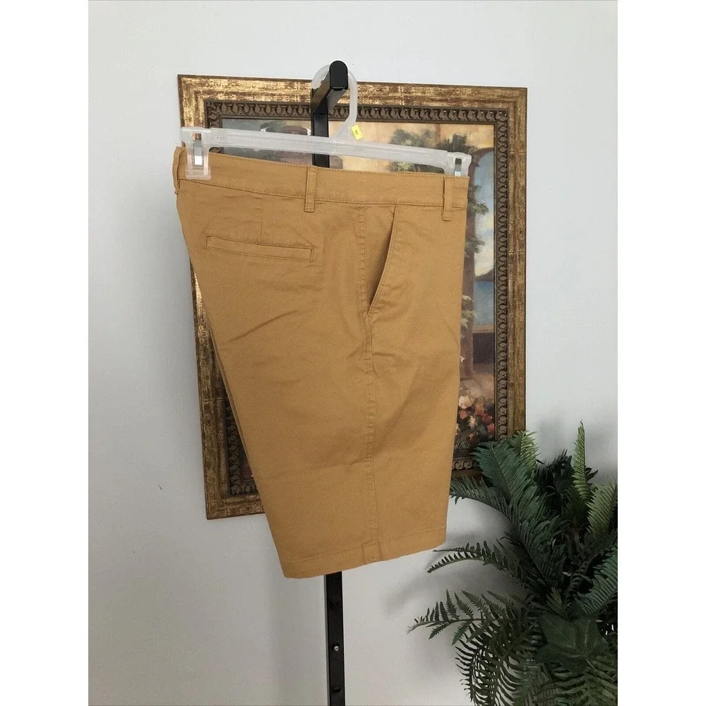 Amazon‎ Essentials Womens Mustard Shorts Size 8 waist 32 Inseam 10